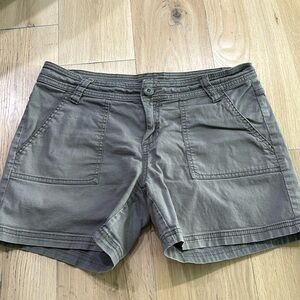 Prana Women Shorts Size 8